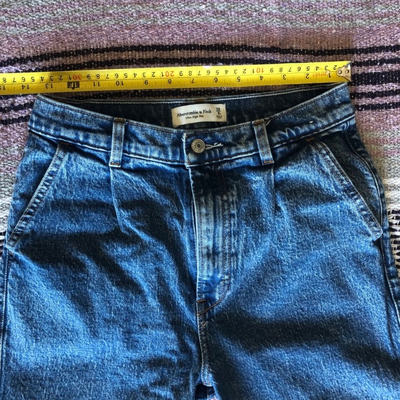 80’s Style A&F Acid Wash Jeans - Picture 6 of 11